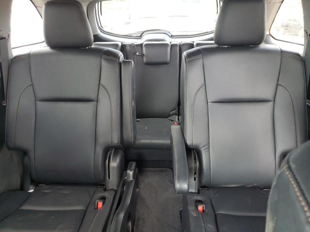 Photo 10 from auction – 2018 TOYOTA HIGHLANDER with VIN 5TDKZRFH1JS530783