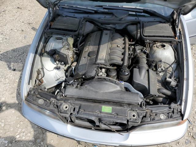 Photo 11 from auction – 1998 BMW 528 I AUTO with VIN WBADD6326WGT91304