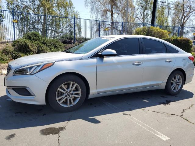 Photo 1 from auction – 2017 HYUNDAI SONATA SE with VIN 5NPE24AF5HH456892