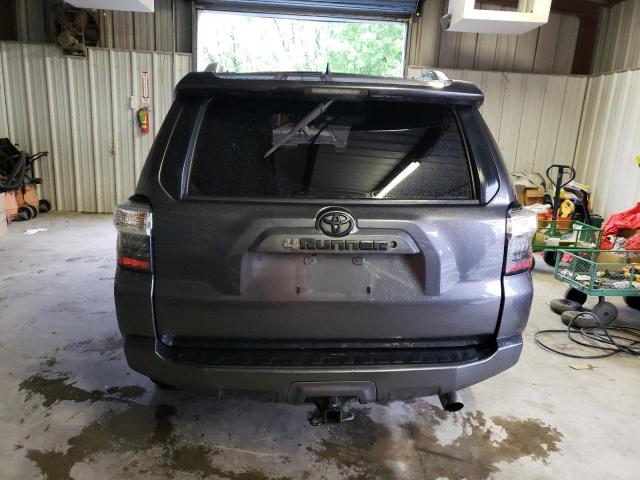 Photo 6 from auction – 2018 TOYOTA 4RUNNER SR with VIN JTEZU5JR5J5165211
