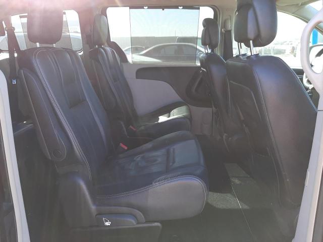 Photo 11 from auction – 2012 CHRYSLER TOWN & COU with VIN 2C4RC1CG0CR169264