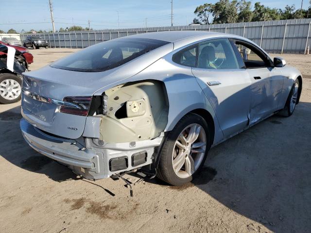 Photo 3 from auction – 2015 TESLA MODEL S 85 with VIN 5YJSA1H25FF082013