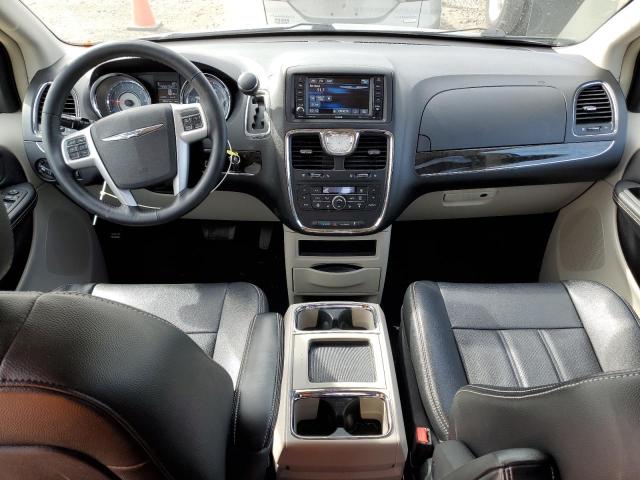 Photo 8 from auction – 2015 CHRYSLER TOWN & COU with VIN 2C4RC1CG3FR563345