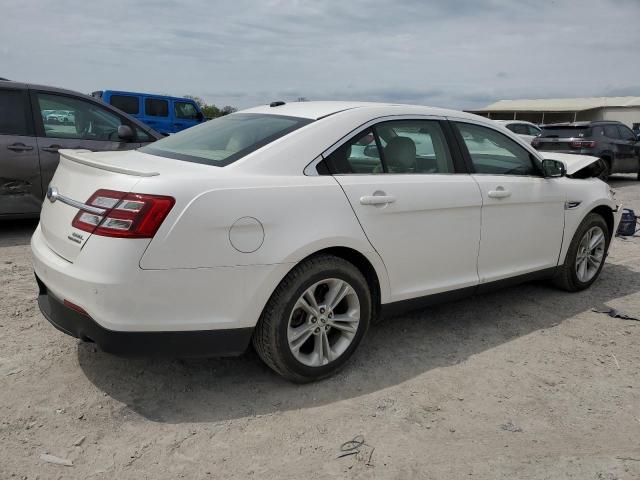 Photo 3 from auction – 2017 FORD TAURUS SEL with VIN 1FAHP2E89HG142722