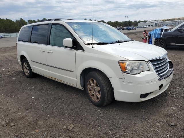 Photo 4 from auction – 2010 CHRYSLER TOWN AND C with VIN 2A4RR5D15AR126708