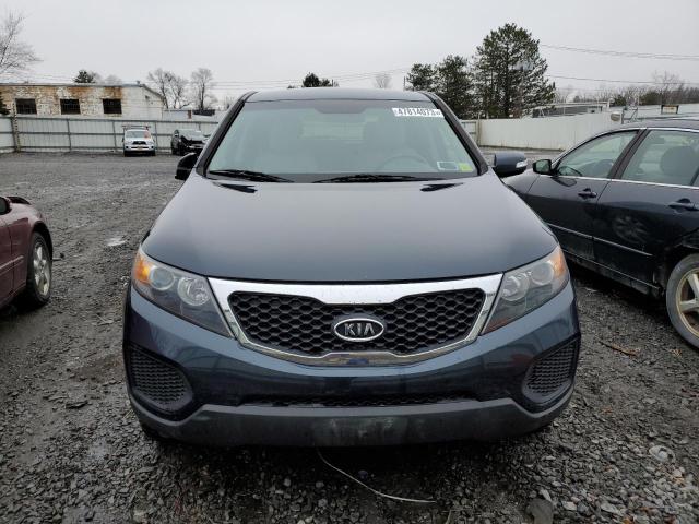 Photo 5 from auction – 2013 KIA SORENTO LX with VIN 5XYKTDA68DG377069
