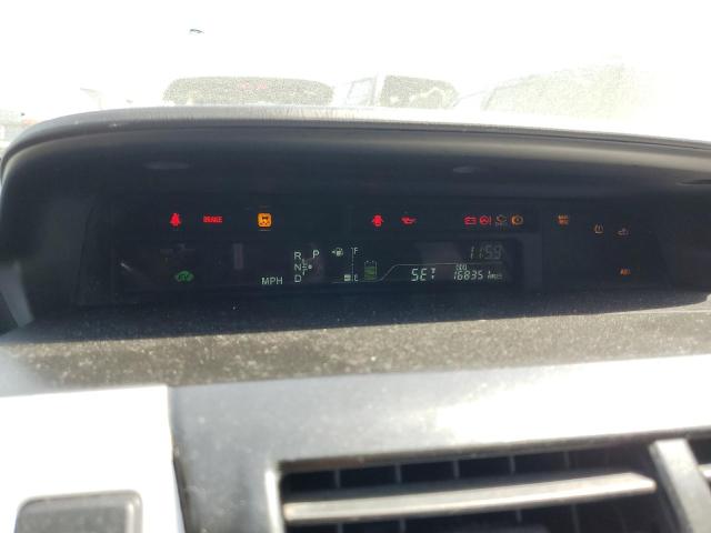 Photo 9 from auction – 2014 TOYOTA PRIUS V with VIN JTDZN3EU0E3304179