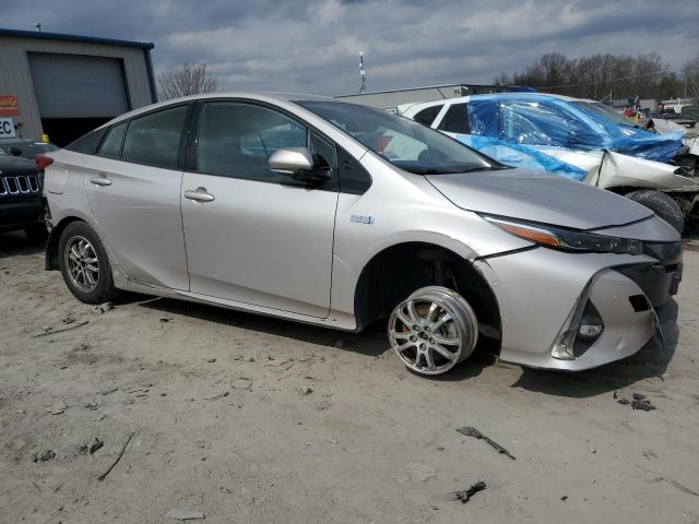 Photo 4 from auction – 2020 TOYOTA PRIUS PRIM with VIN JTDKARFP6L3150907