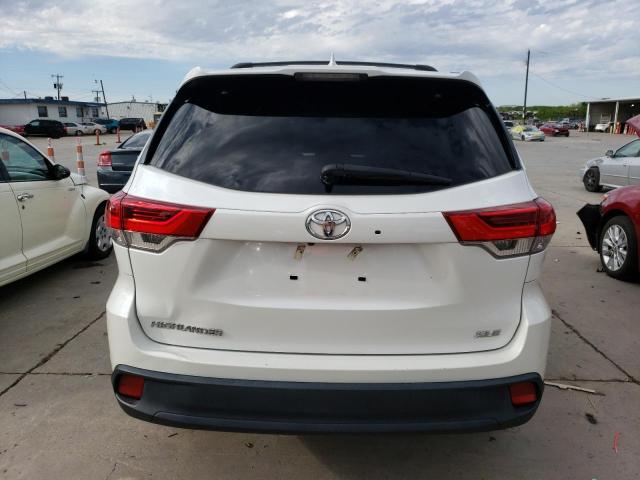 Photo 6 from auction – 2017 TOYOTA HIGHLANDER with VIN 5TDKZRFH3HS218393