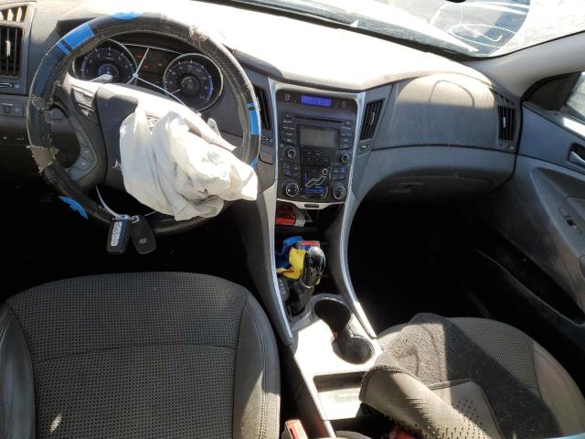 Photo 8 from auction – 2012 HYUNDAI SONATA SE with VIN 5NPEC4AB4CH430867