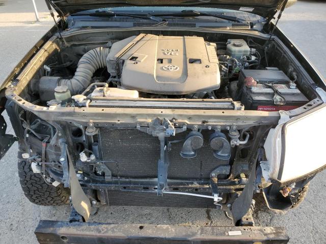 Photo 12 from auction – 2004 TOYOTA 4RUNNER SR with VIN JTEBU14R540041897