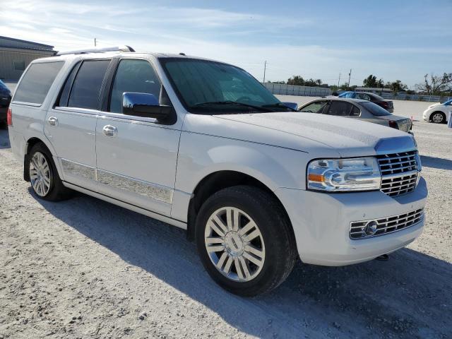 Photo 4 from auction – 2013 LINCOLN NAVIGATOR with VIN 5LMJJ2J57DEL05729