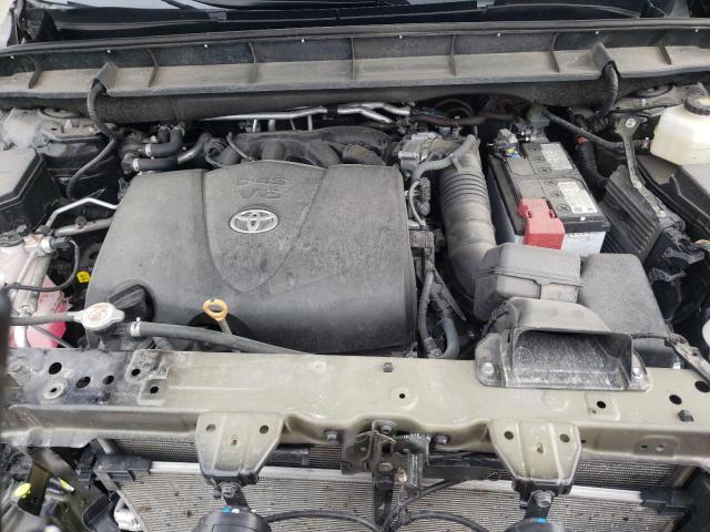 Photo 11 from auction – 2021 TOYOTA HIGHLANDER with VIN 5TDGZRBH3MS556527