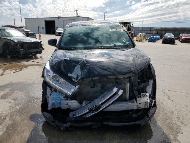 Photo 5 from auction – 2018 TOYOTA HIGHLANDER with VIN 5TDBZRFH5JS861673