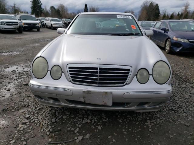 Photo 5 from auction – 2002 MERCEDES-BENZ E 320 with VIN WDBJF65J32B467989