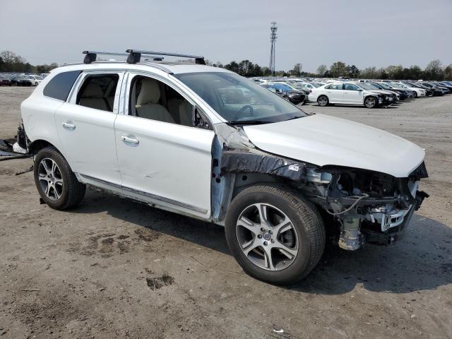 Photo 4 from auction – 2015 VOLVO XC60 T6 PR with VIN YV449MDK4F2698911