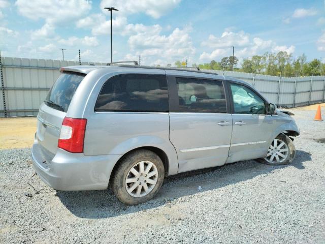 Photo 3 from auction – 2016 CHRYSLER TOWN & COU with VIN 2C4RC1BGXGR300627