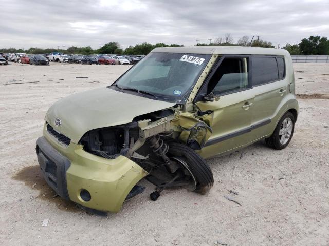 KIA SOUL + 2011 with VIN KNDJT2A2XB7255966 - Photo from auction