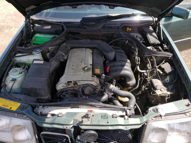 Photo 11 from auction – 1995 MERCEDES-BENZ E 320 BASE with VIN WDBEA32E4SC200036