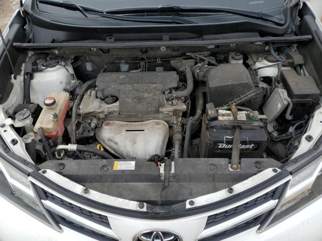 Photo 12 from auction – 2015 TOYOTA RAV4 LE with VIN JTMBFREV1FJ044477