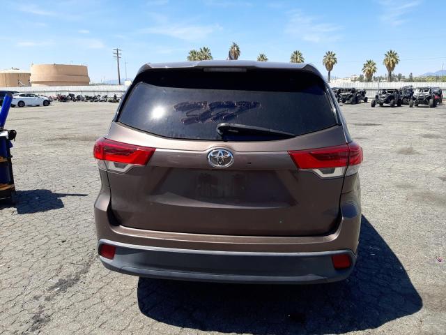 Photo 6 from auction – 2017 TOYOTA HIGHLANDER with VIN 5TDZZRFH9HS228148