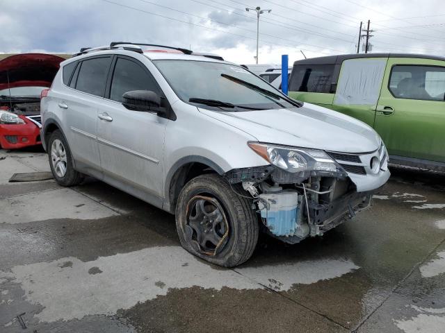 Photo 4 from auction – 2015 TOYOTA RAV4 LE with VIN JTMBFREV8FJ040510