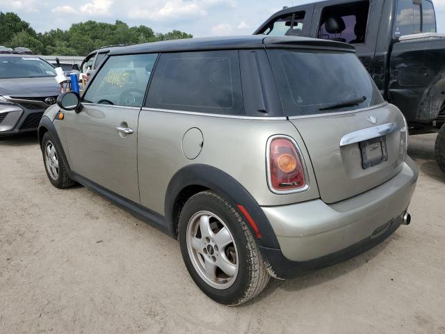 Photo 2 from auction – 2007 MINI COOPER with VIN WMWMF33527TT56934