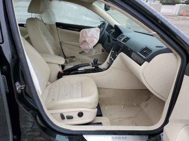 Photo 7 from auction – 2014 VOLKSWAGEN PASSAT SEL with VIN 1VWCN7A38EC067478