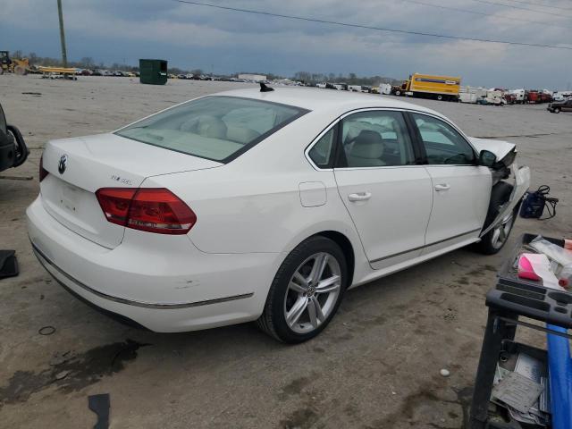 Photo 3 from auction – 2015 VOLKSWAGEN PASSAT SEL with VIN 1VWCV7A33FC027732