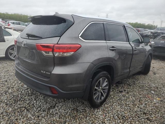 Photo 3 from auction – 2018 TOYOTA HIGHLANDER with VIN 5TDJZRFH6JS845249