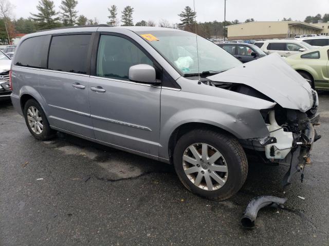 Photo 4 from auction – 2015 CHRYSLER TOWN & COU with VIN 2C4RC1BG7FR661702