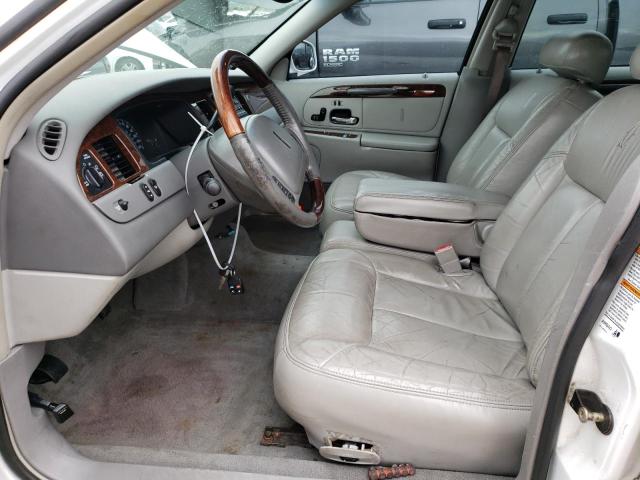Photo 7 from auction – 2002 LINCOLN TOWN CAR C with VIN 1LNHM83W52Y645992