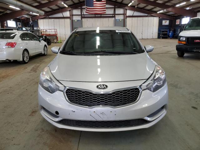 Photo 5 from auction – 2016 KIA FORTE LX with VIN KNAFK4A69G5536129