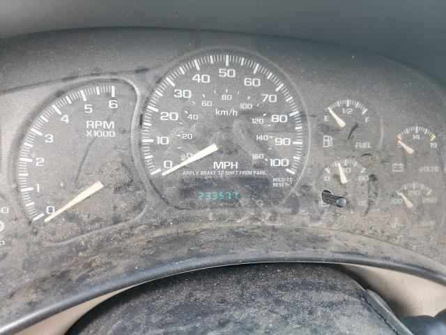 Photo 9 from auction – 2002 GMC SIERRA C15 with VIN 1GTGC13UX2F152183