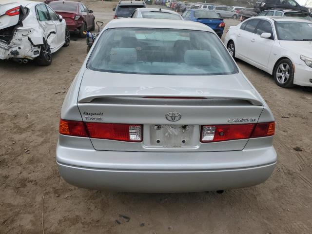 Photo 6 from auction – 2000 TOYOTA CAMRY CE with VIN 4T1BG22K7YU631827