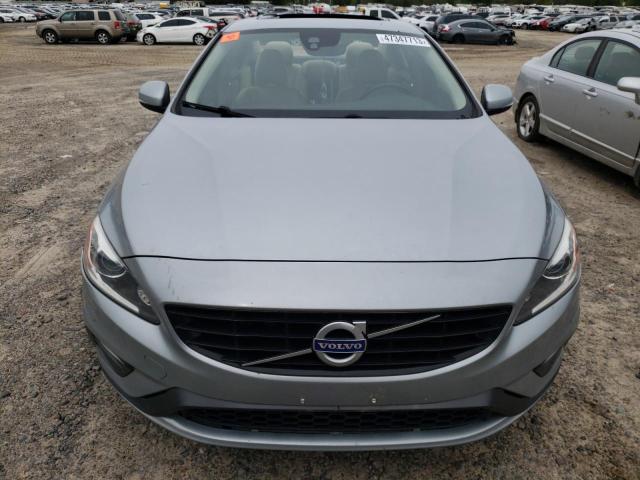 Photo 5 from auction – 2017 VOLVO S60 with VIN YV126MFL6H2437009
