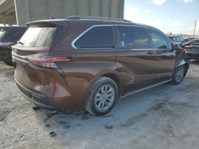 Photo 3 from auction – 2021 TOYOTA SIENNA LE with VIN 5TDKRKEC9MS024779