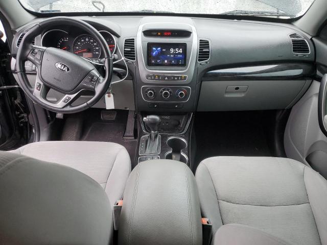 Photo 8 from auction – 2015 KIA SORENTO LX with VIN 5XYKTCA69FG571378