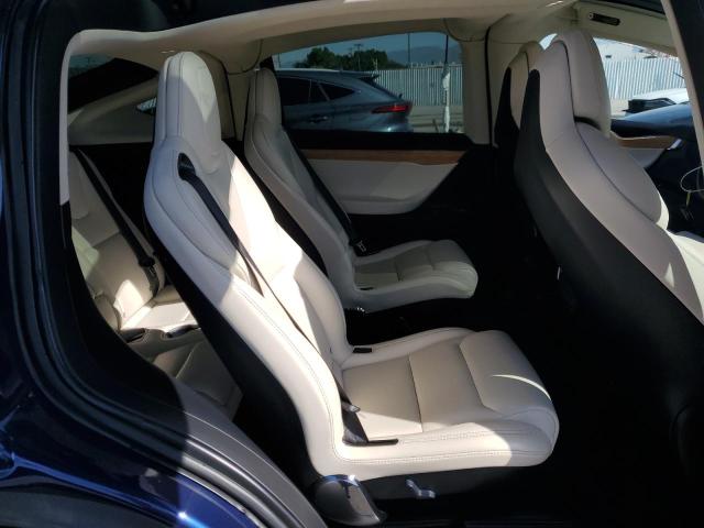 Photo 11 from auction – 2018 TESLA MODEL X with VIN 5YJXCBE22JF111938