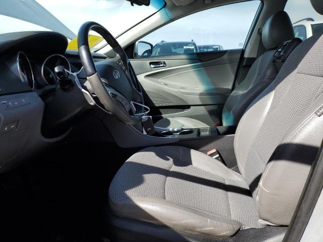 Photo 7 from auction – 2012 HYUNDAI SONATA SE with VIN 5NPEC4AB1CH366917