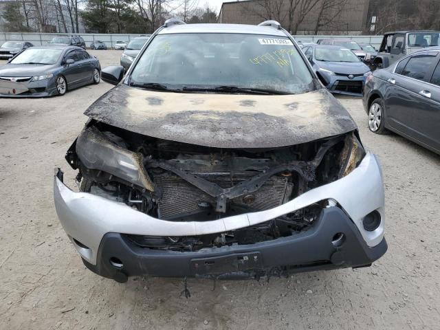 Photo 5 from auction – 2015 TOYOTA RAV4 LE with VIN JTMBFREV6FJ017890