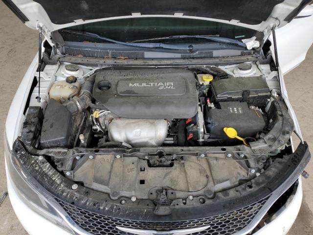 Снимка 11 от търг – 2017 CHRYSLER 200 LIMITE с VIN 1C3CCCAB2HN506826