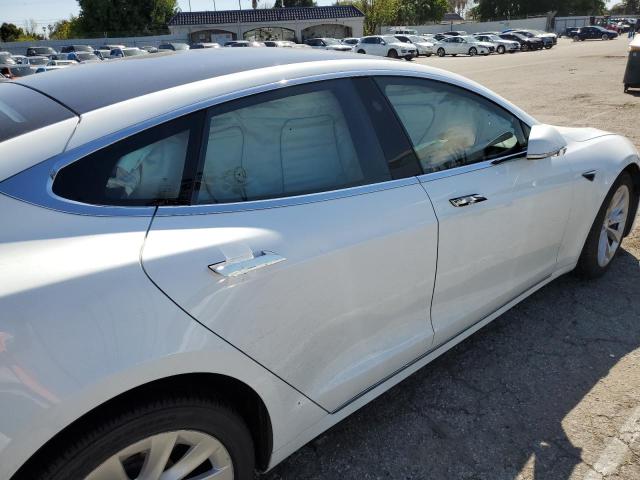 Photo 8 from auction – 2018 TESLA MODEL S with VIN 5YJSA1E23JF282157