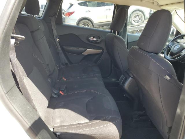 Photo 11 from auction – 2017 JEEP CHEROKEE L with VIN 1C4PJLCB8HD236426
