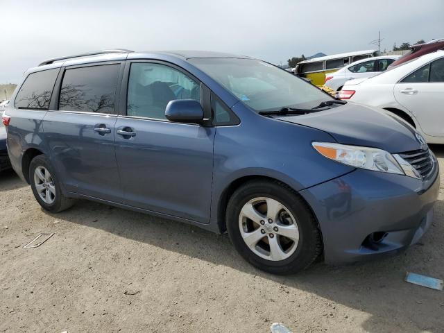 Photo 4 from auction – 2016 TOYOTA SIENNA LE with VIN 5TDKK3DC5GS720460