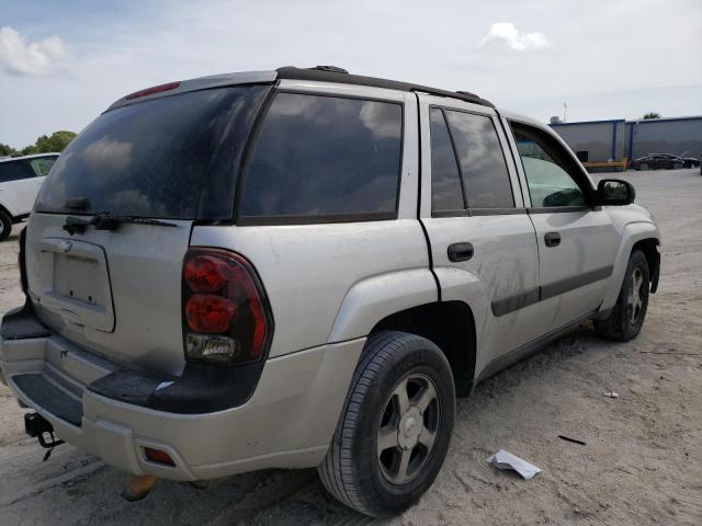 Photo 3 from auction – 2005 CHEVROLET TRAILBLAZE with VIN 1GNDS13S852351742