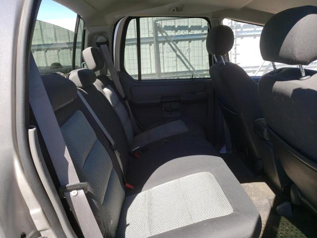Photo 10 from auction – 2005 FORD EXPLORER S with VIN 1FMZU77K15UB69239