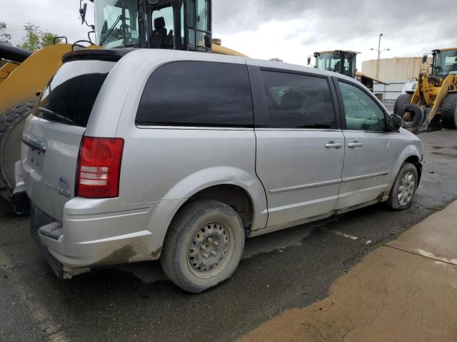 Photo 3 from auction – 2010 CHRYSLER TOWN & COU with VIN 2A4RR4DE6AR173680