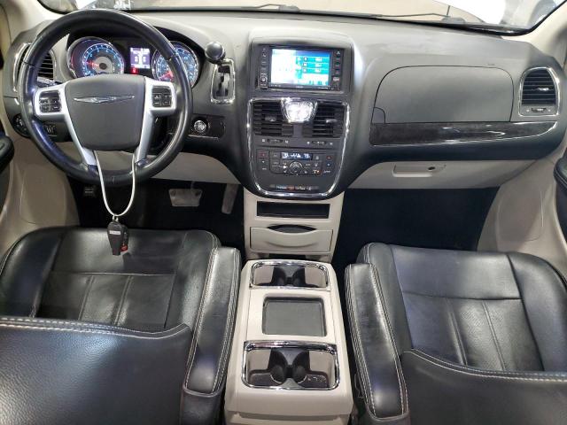 Photo 8 from auction – 2011 CHRYSLER TOWN & COU with VIN 2A4RR8DG2BR666136