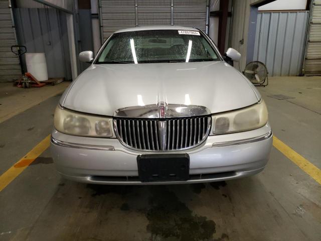 Photo 5 from auction – 2000 LINCOLN TOWN CAR E with VIN 1LNHM81WXYY836769